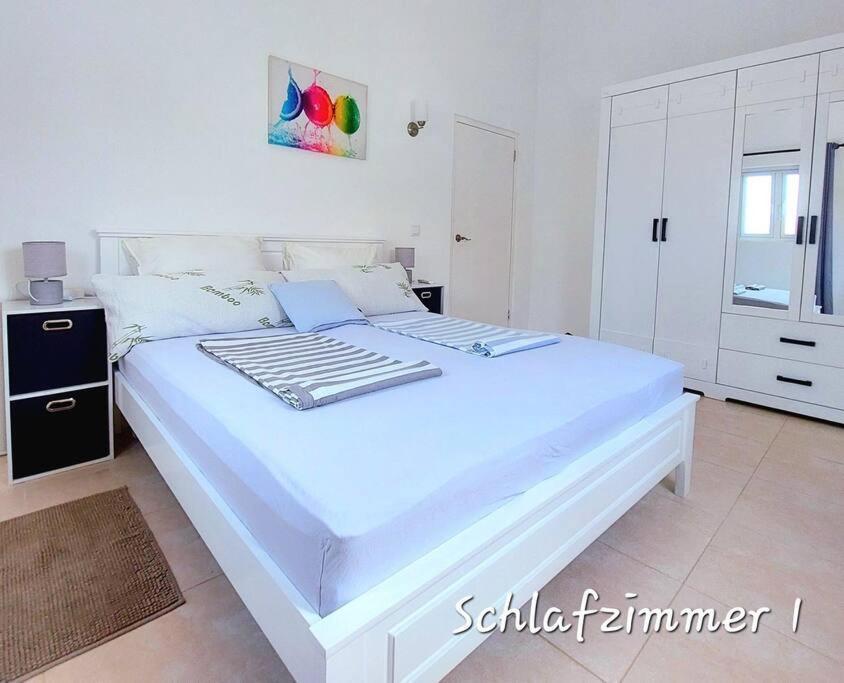 Casa Antonia Villapark Fontein Mit Salzwasserpool エクステリア 写真